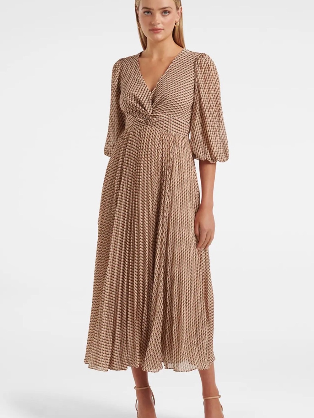 Ever New Viviana twist front pleated midi dress - Picture 2 of 7